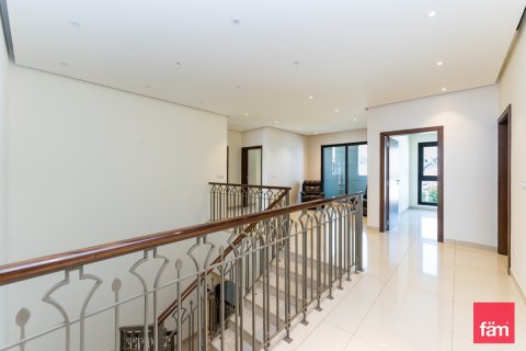 Huvila Al Furjan, Dubai, Arabiemiraatit 6 makuuhuonetta, 610 m2 № 689400 - kuva 12
