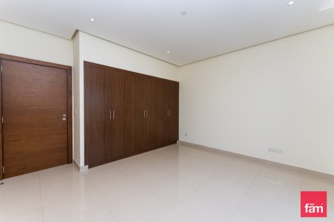Huvila Al Furjan, Dubai, Arabiemiraatit 6 makuuhuonetta, 610 m2 № 689400 - kuva 21