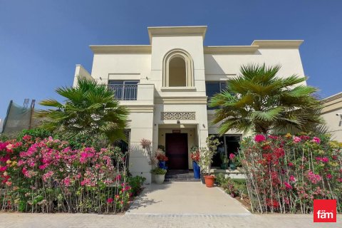 Huvila Al Furjan, Dubai, Arabiemiraatit 6 makuuhuonetta, 610 m2 № 689400 - kuva 26
