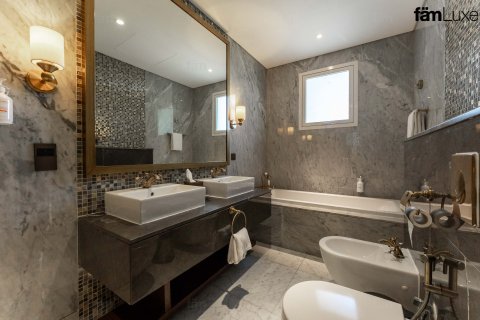 Villa til leie i Dubai, Emiratene 4 soverom, 792.5 kvm Nr. 655760 - Foto 30