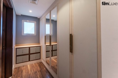 Villa til leie i Dubai, Emiratene 4 soverom, 792.5 kvm Nr. 655760 - Foto 29