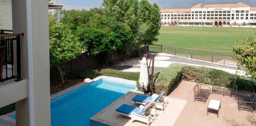 Villa i Dubai, Emiratene 4 soverom, 792.5 kvm nr. 655760
