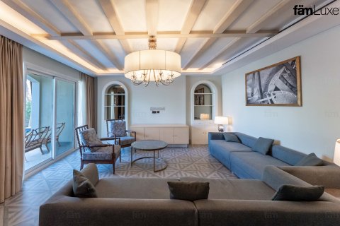 Villa til leie i Dubai, Emiratene 4 soverom, 792.5 kvm Nr. 655760 - Foto 3