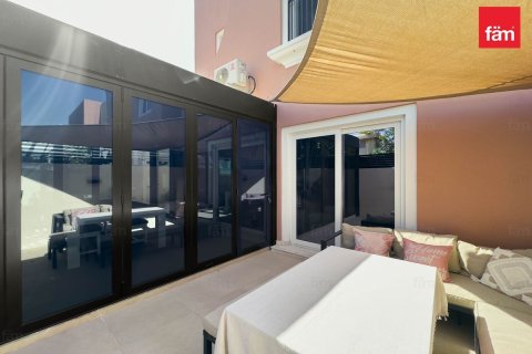 Kuća u nizu u gradu Dubai, UAE 4 spavaće sobe, 230.5 m2 Br. 695058 - Slika 3