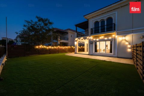 Vila v Dubai, SAE 4 ložnice, 349.6 m² Č.: 687521 - fotografie 4