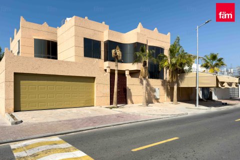 ویلا برای اجاره در Umm Suqeim، Dubai، امارات متحده عربی 8 خوابه ، 743.2 متر مربع ، شماره 687520 - تصویر 25