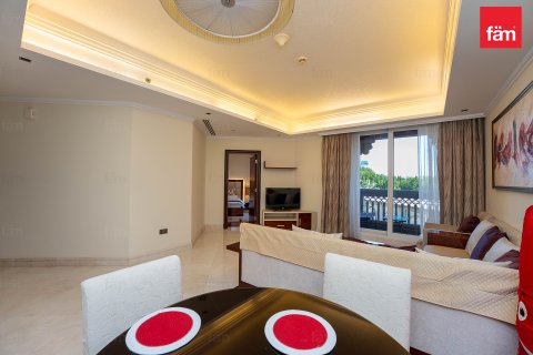 Palm Jumeirah, Dubai, संयुक्त अरब अमीरात में अपार्टमेंट, 1 बेडरूम, 102.3 वर्ग मीटर, संख्या 687522