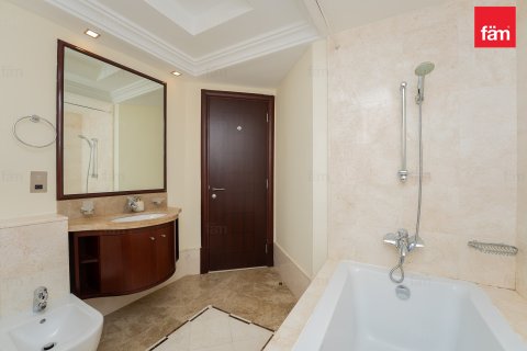 Huoneisto Palm Jumeirah, Dubai, Arabiemiraatit 1 makuuhuone, 102.3 m2 № 687522 - kuva 17