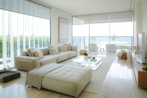 Müüa korter asukohaga Palm Jumeirah, Dubai, AÜE: 3 magamistoaga, 226 m² Nr 703183 - pilt 2