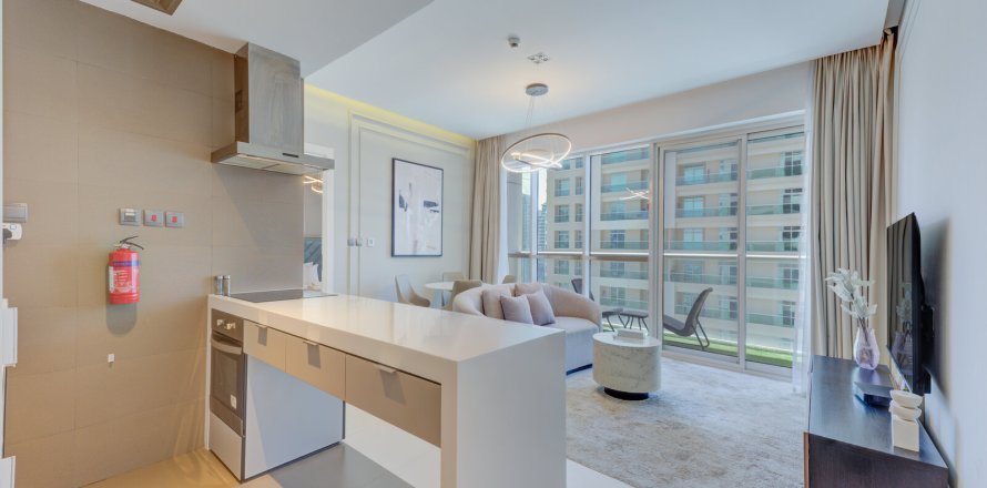 Dubai Marina, UAE의 아파트 침실 1개, 65제곱미터 번호 703184