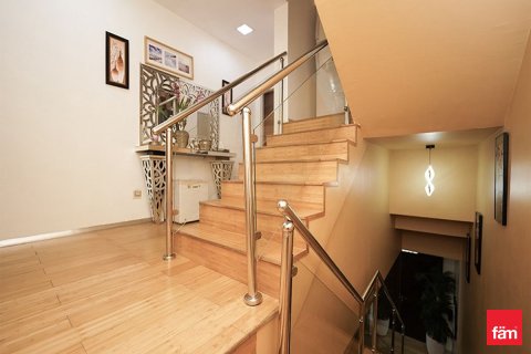 Villa in Dubai, UAE 5 bedrooms, 165.5 sq.m. № 659129 - photo 12