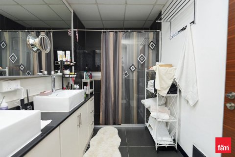 Villa in Dubai, UAE 5 bedrooms, 165.5 sq.m. № 659129 - photo 21