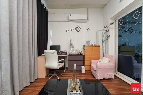 Villa in Dubai, UAE 5 bedrooms, 165.5 sq.m. № 659129 - photo 5