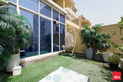 Villa in Dubai, UAE 5 bedrooms, 165.5 sq.m. № 659129 - photo 30