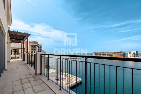 Müüa katusekorter asukohaga Jumeirah, Dubai, AÜE: 6 magamistoaga, 753.26 m² Nr 742772 - pilt 3