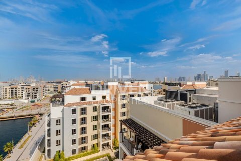 Müüa katusekorter asukohaga Jumeirah, Dubai, AÜE: 6 magamistoaga, 753.26 m² Nr 742772 - pilt 2