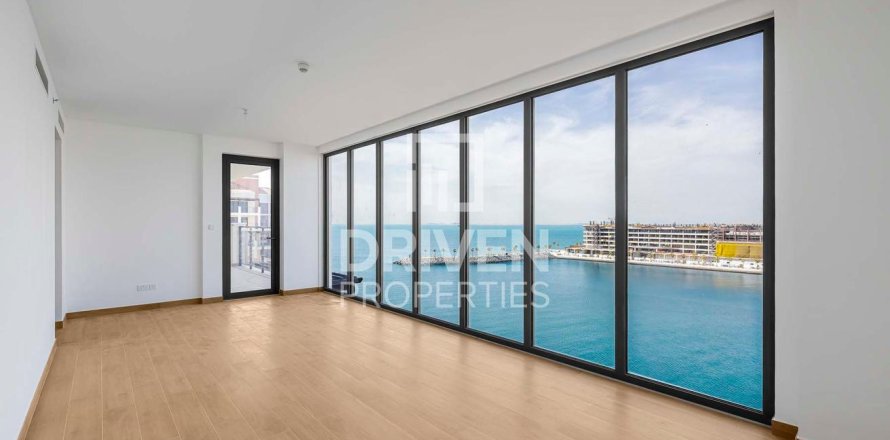 Katusekorter asukohaga Jumeirah, Dubai, AÜE: 6 magamistoaga, 753.26 m² Nr 742772