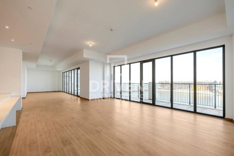 Müüa katusekorter asukohaga Jumeirah, Dubai, AÜE: 6 magamistoaga, 753.26 m² Nr 742772 - pilt 4