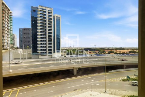 Apartment in Business Bay, Dubai, UAE 3 bedrooms, 165.92 sq.m. № 743782 - photo 15