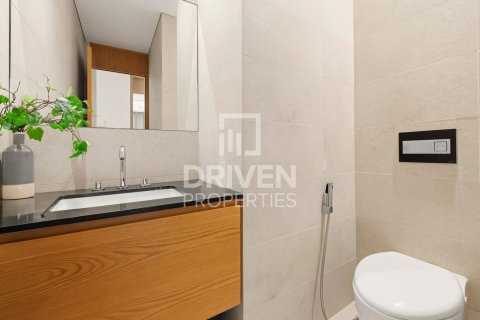 Apartment in Business Bay, Dubai, UAE 3 bedrooms, 165.92 sq.m. № 743782 - photo 13