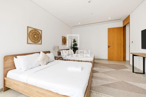 Apartment in Business Bay, Dubai, UAE 3 bedrooms, 165.92 sq.m. № 743782 - photo 8