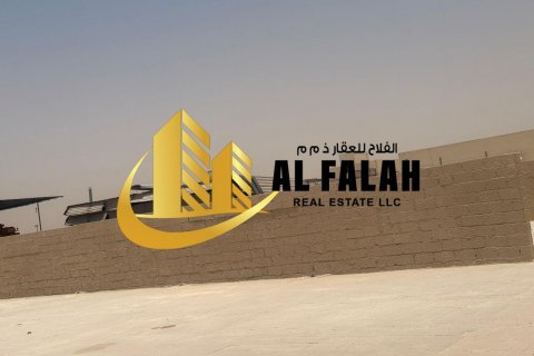 Magazinë në Al Sajaa, Sharjah, Emiratet e Bashkuara Arabe 1858 m2. № 635571 - Foto 7