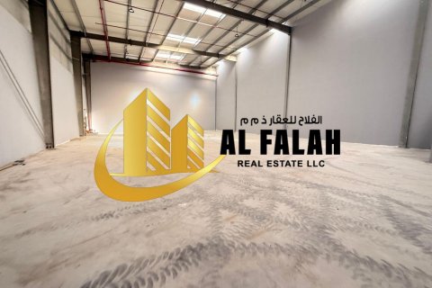 Warehouse in Al Sajaa, Sharjah, UAE 251 sq.m. № 635570 - photo 15