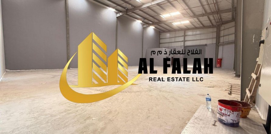 Warehouse in Al Sajaa, Sharjah, UAE 251 sq.m. № 635570