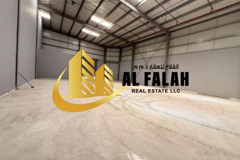 Warehouse in Al Sajaa, Sharjah, UAE 251 sq.m. № 635570 - photo 7