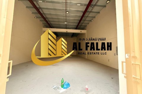 Warehouse in Sharjah Industrial Area, UAE 251 sq.m. № 635567 - photo 13