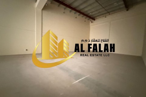 Warehouse in Sharjah Industrial Area, UAE 251 sq.m. № 635567 - photo 7