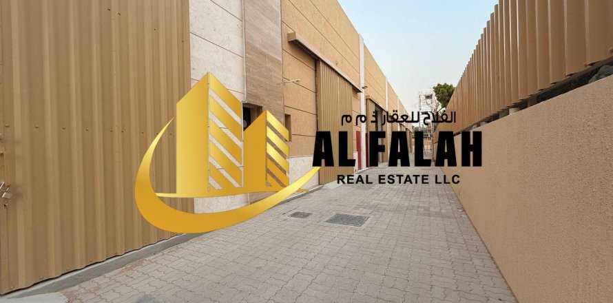 Warehouse in Sharjah Industrial Area, UAE 251 sq.m. № 635567