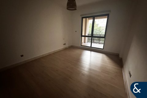 Old Town, Dubai, संयुक्त अरब अमीरात में अपार्टमेंट, 1 बेडरूम, 88 वर्ग मीटर, संख्या 667954 - फ़ोटो 3