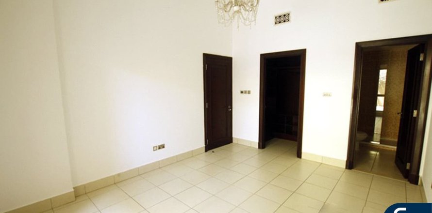 Apartament în Old Town, Dubai, EAU 1 dormitor, 88 mp.  №667954