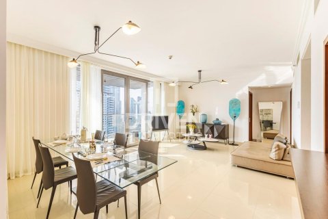 Apartment in Downtown Dubai (Downtown Burj Dubai), UAE 3 bedrooms, 170 sq.m. № 682834 - photo 2