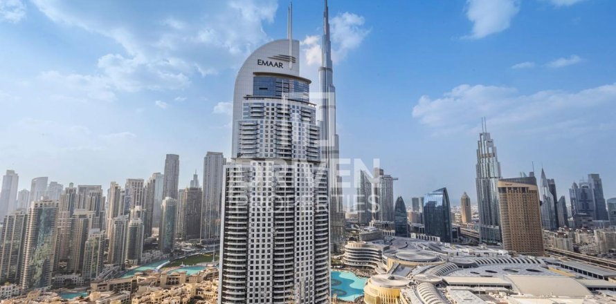 Apartment in Downtown Dubai (Downtown Burj Dubai), UAE 3 bedrooms, 170 sq.m. № 682834