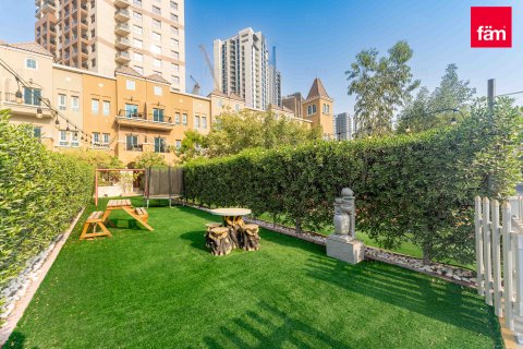 Townhouse di Dubai, UEA 3 kamar tidur, 135.4 m2 nomor 752178 - foto 2