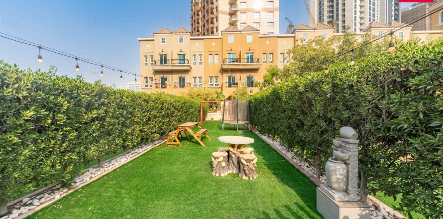 Townhouse di Dubai, UEA 3 kamar tidur, 135.4 m2 nomor 752178