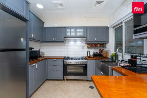 Townhouse di Dubai, UEA 3 kamar tidur, 135.4 m2 nomor 752178 - foto 11