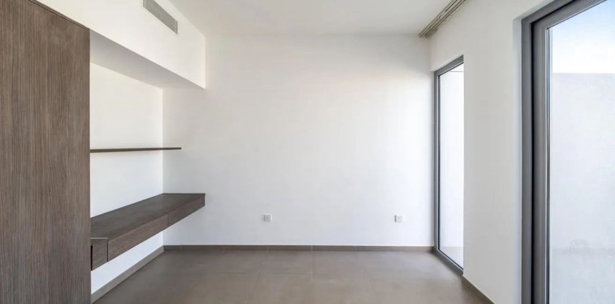 Kaupunkipientalo Tilal Al Ghaf, Dubai, Arabiemiraatit 3 makuuhuonetta, 140.4 m2 № 641443