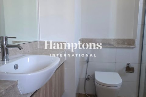 Villa te huur in Dubai Land, Dubai, VAE 3 slaapkamers, 167.97977236 vr.m., nr 652494 - foto 22