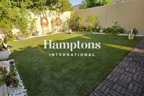 Villa te huur in Dubai Land, Dubai, VAE 3 slaapkamers, 167.97977236 vr.m., nr 652494 - foto 3