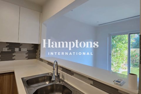 Villa te huur in Dubai Land, Dubai, VAE 3 slaapkamers, 167.97977236 vr.m., nr 652494 - foto 9