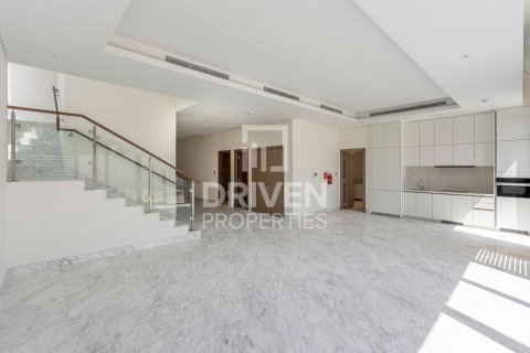 Villa à louer à Mohammed Bin Rashid City, Dubai, EAU 4 chambres, 700.02 m2 № 745273 - photo 2