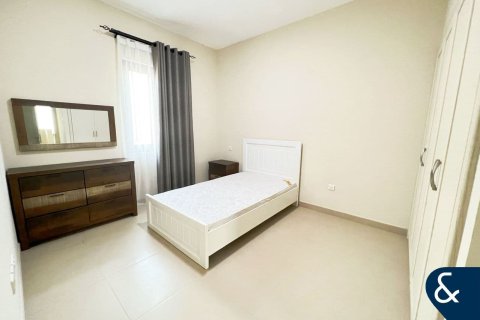 Villa en venta en Arabian Ranches 2, Dubai, EAU 4 dormitorios, 300 m2 № 684931 - foto 11