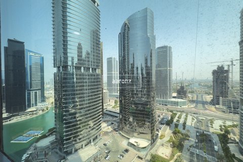 Office in Jumeirah Lake Towers, Dubai, UAE 186.1 sq.m. № 634189 - photo 6