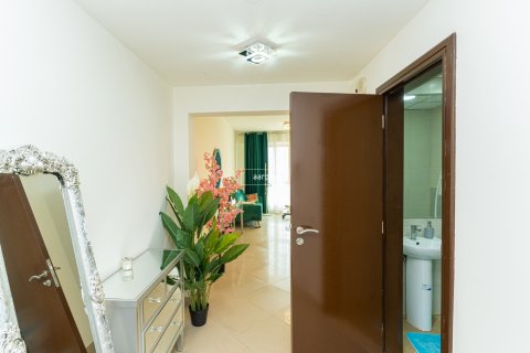 Apartment in Jumeirah Lake Towers, Dubai, UAE 1 bedroom, 69.6 sq.m. № 634183 - photo 11