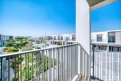 Зняти в оренду таунхаус в Tilal Al Ghaf, Дубай, ОАЕ 4 спальні, 227м2, № 642116 - фото 16