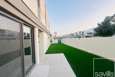 Зняти в оренду таунхаус в Tilal Al Ghaf, Дубай, ОАЕ 4 спальні, 227м2, № 642116 - фото 17