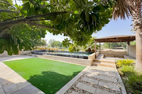 Villa para arrendamento em Dubai Sports City, Dubai, EAU 5 quartos, 446 m2 № 642120 - foto 25